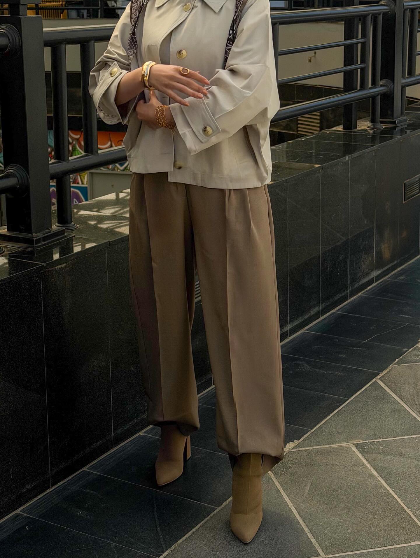 Beige outfit