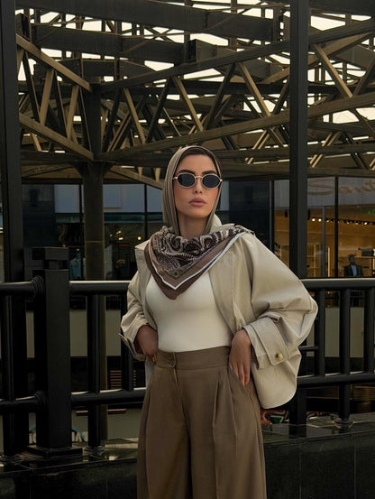 Beige outfit