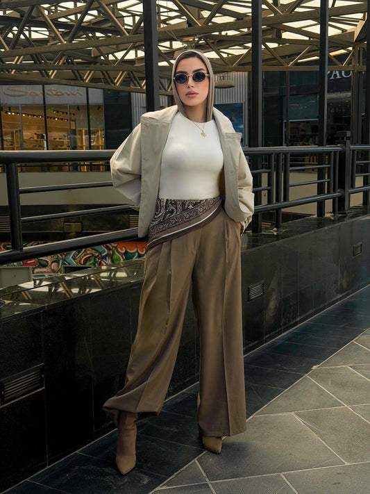Beige outfit